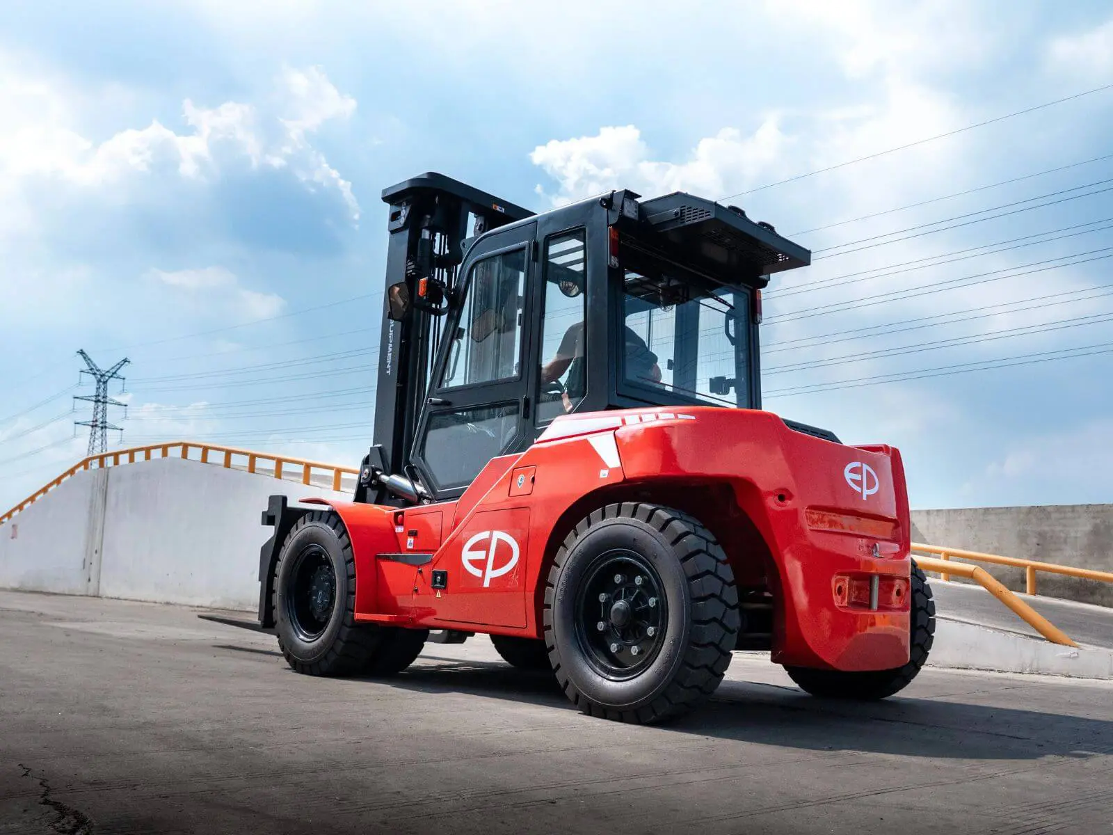 EP EFL801_1003 High Capacity Lithium Forklift-1