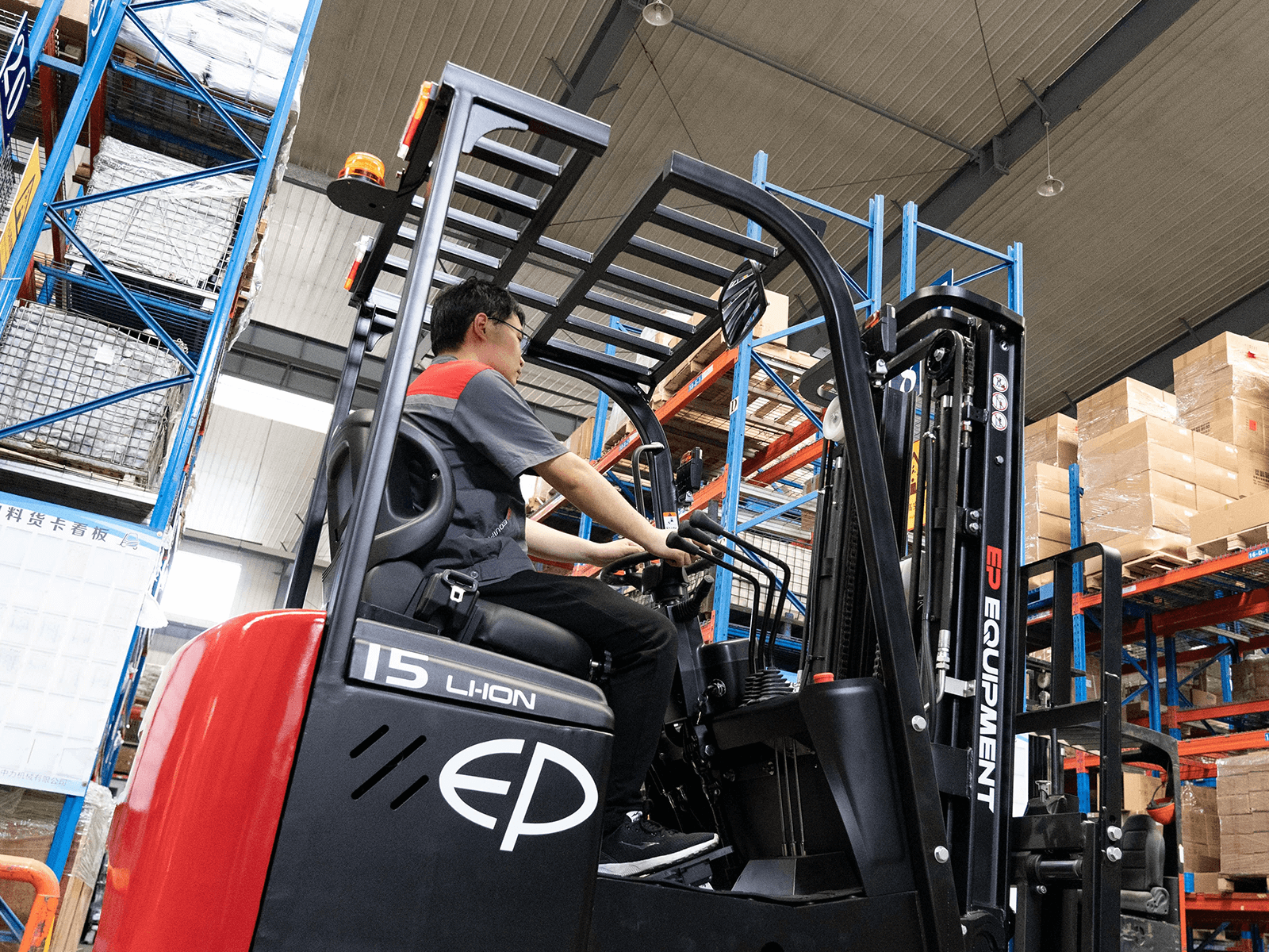 electric-counterbalance-forklift-efs151