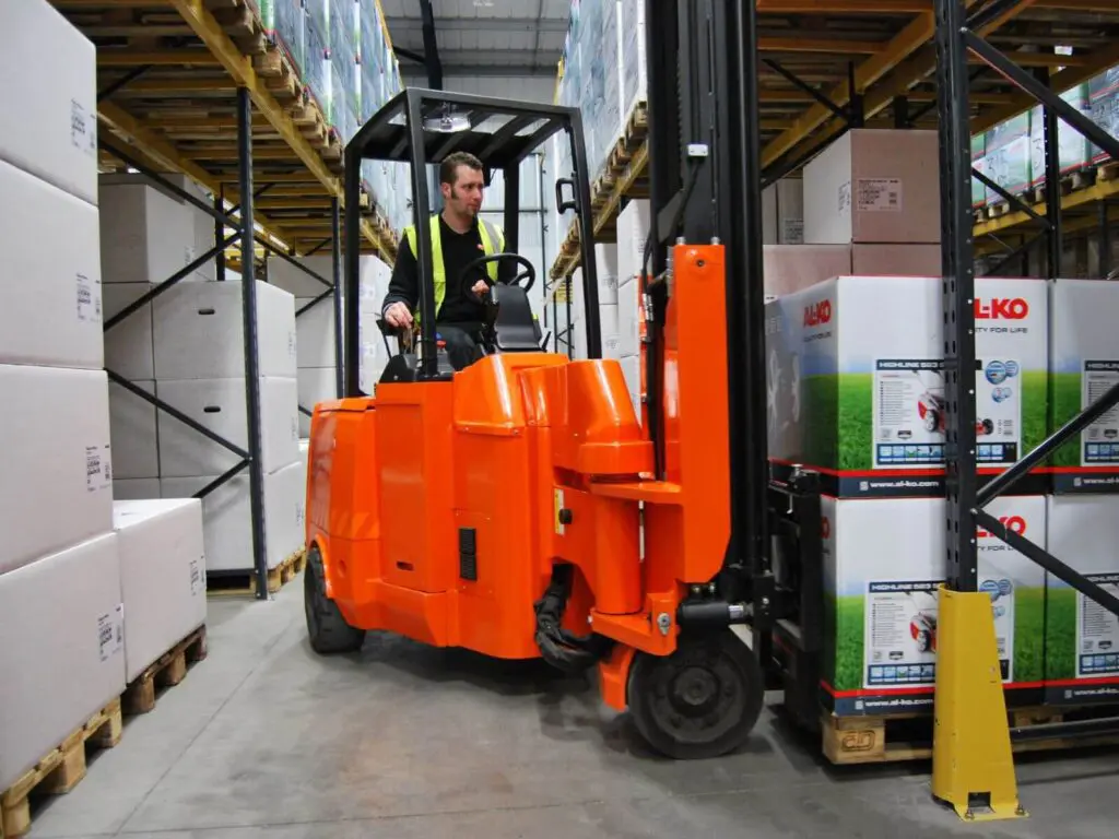 B3 Articulated Forklift