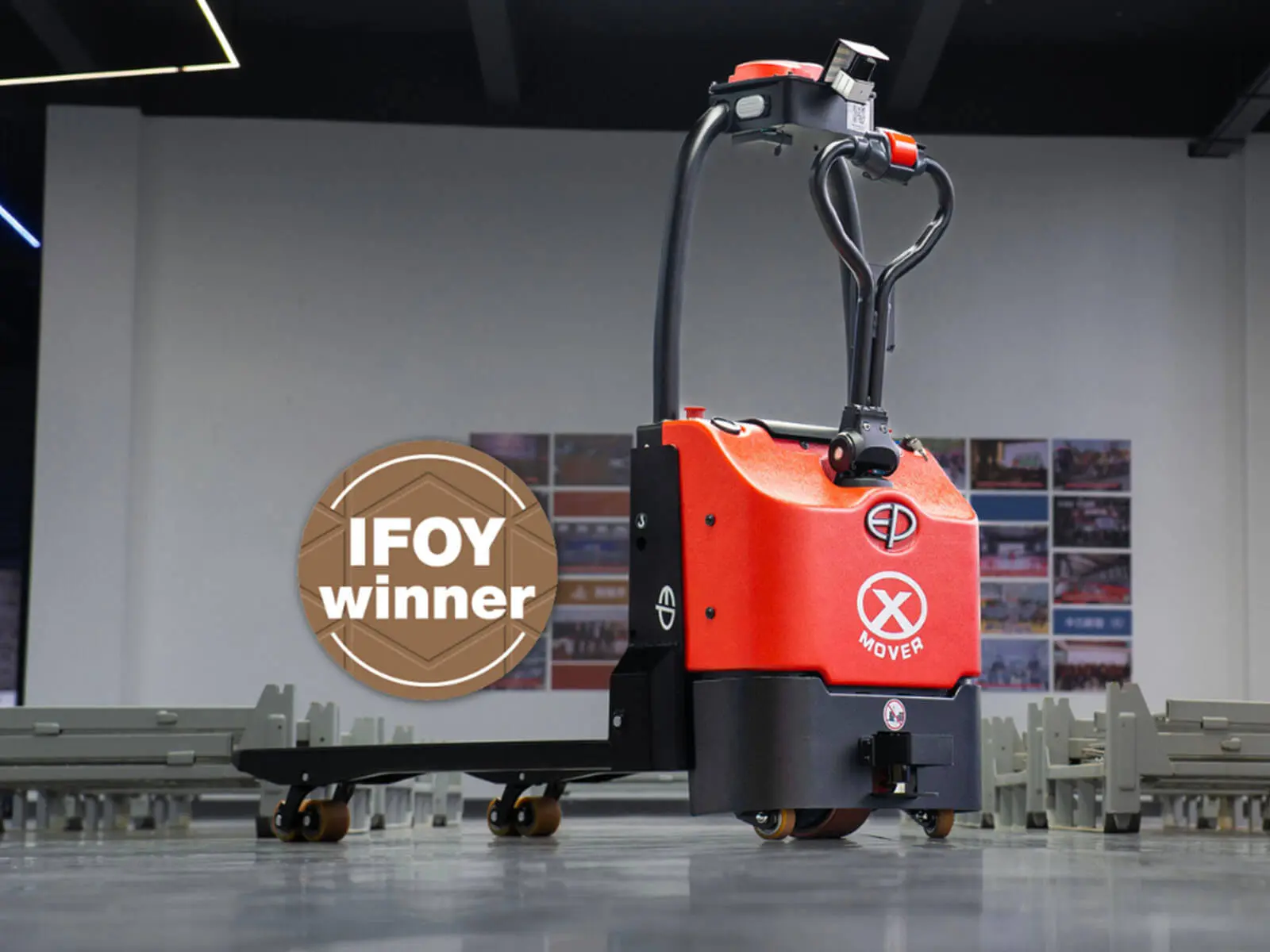EXP15-automatic-pallet-truck-IFOY-winner
