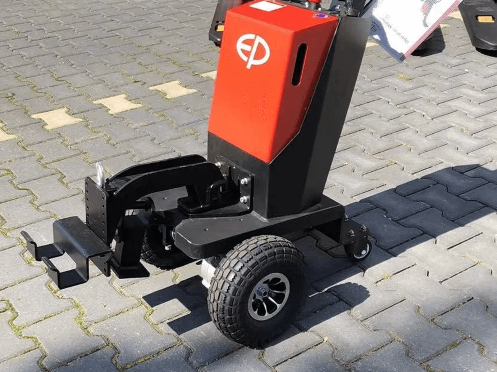 electric-tractor-1000kg-QDD10L-2