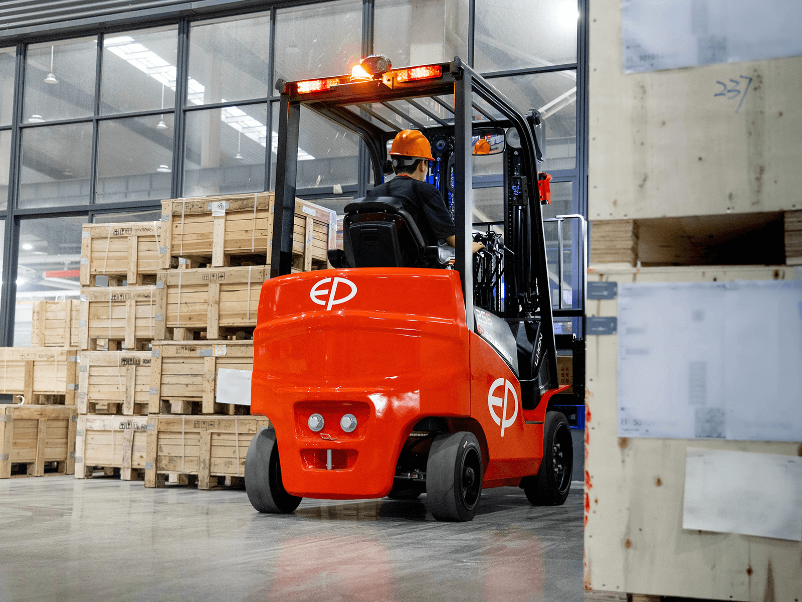 li-ion-cushion-forklift-2500kg-EFLA251S-1