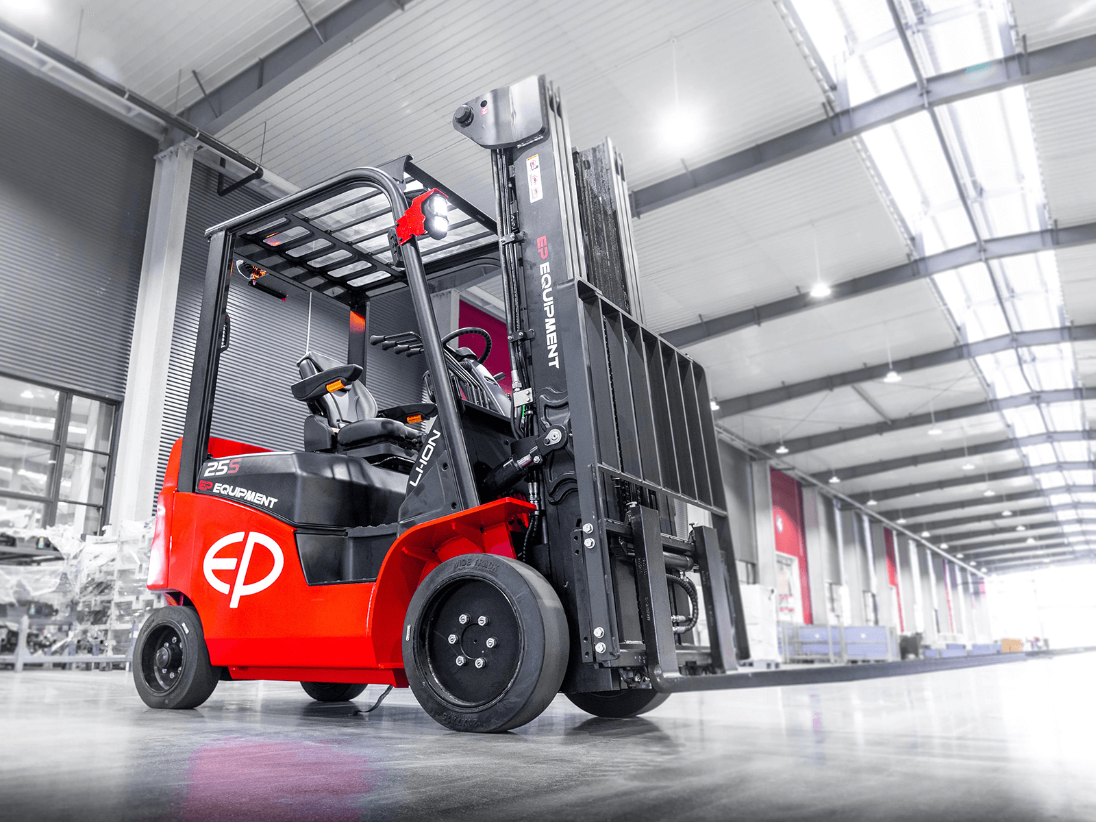 li-ion-cushion-forklift-2500kg-EFLA251S