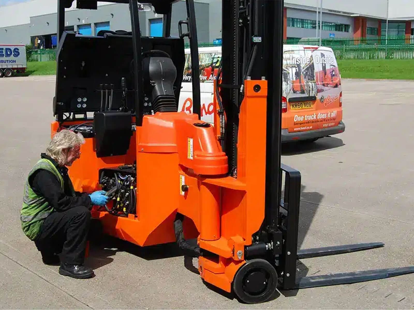 Forklift-Service-Maintenance